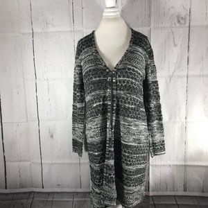 Cable & Gauge Long Sweater Cardigan w/ clasp Sz L